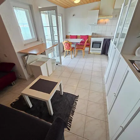 דירה Anita 3 - 150m From The *