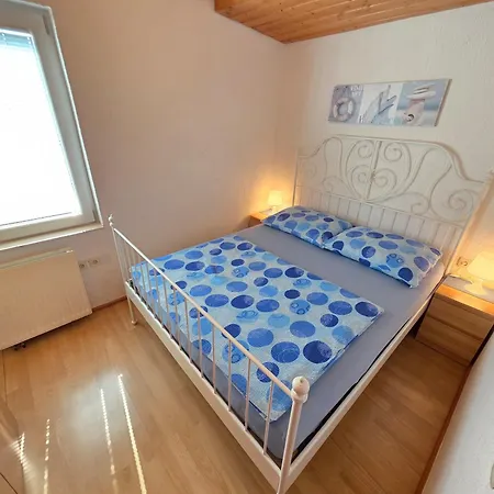 Anita 3 - 150m From The * נובי ווינודולסקי