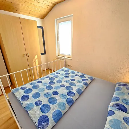 Anita 3 - 150m From The * נובי ווינודולסקי