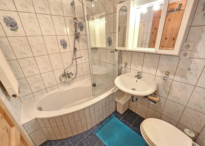 アパート Anita 3 - 150m From The *